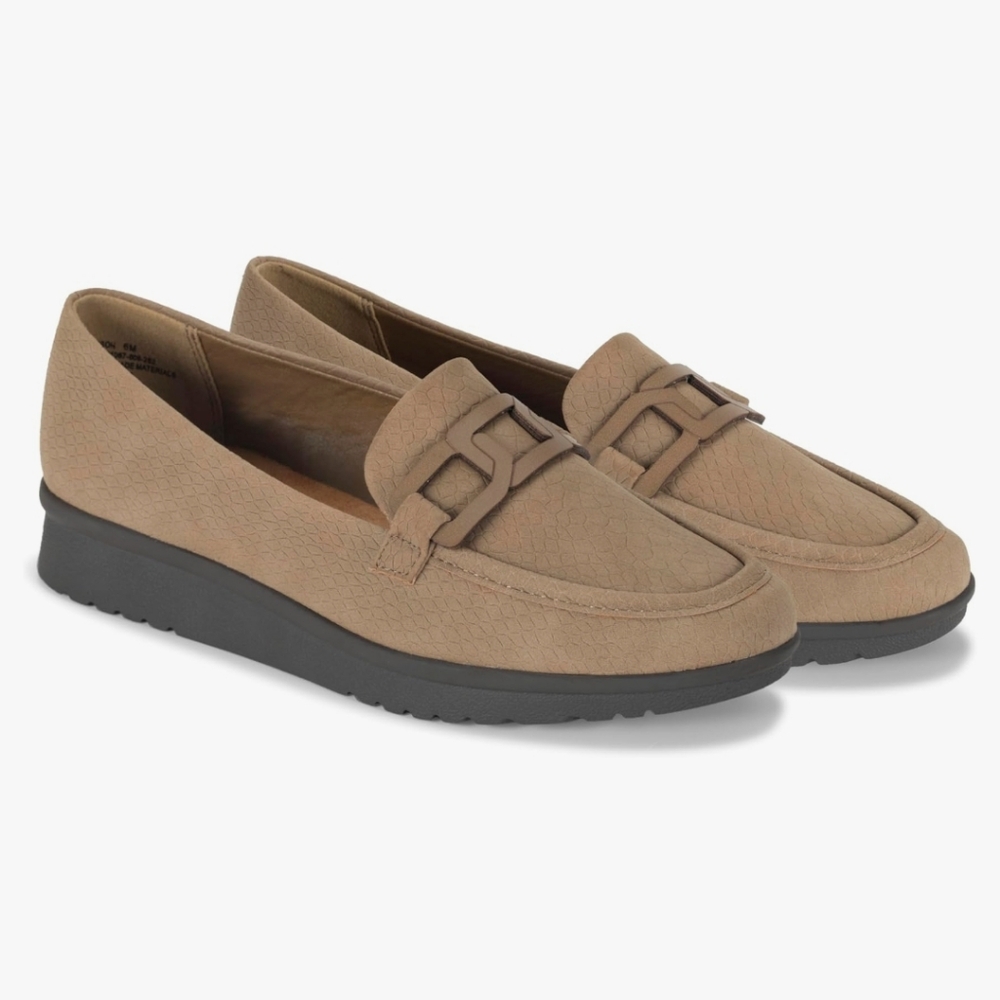 🆕BareTraps Addison Womans Slip On Loafers Shoes / size 10M - Picture 1 of 7